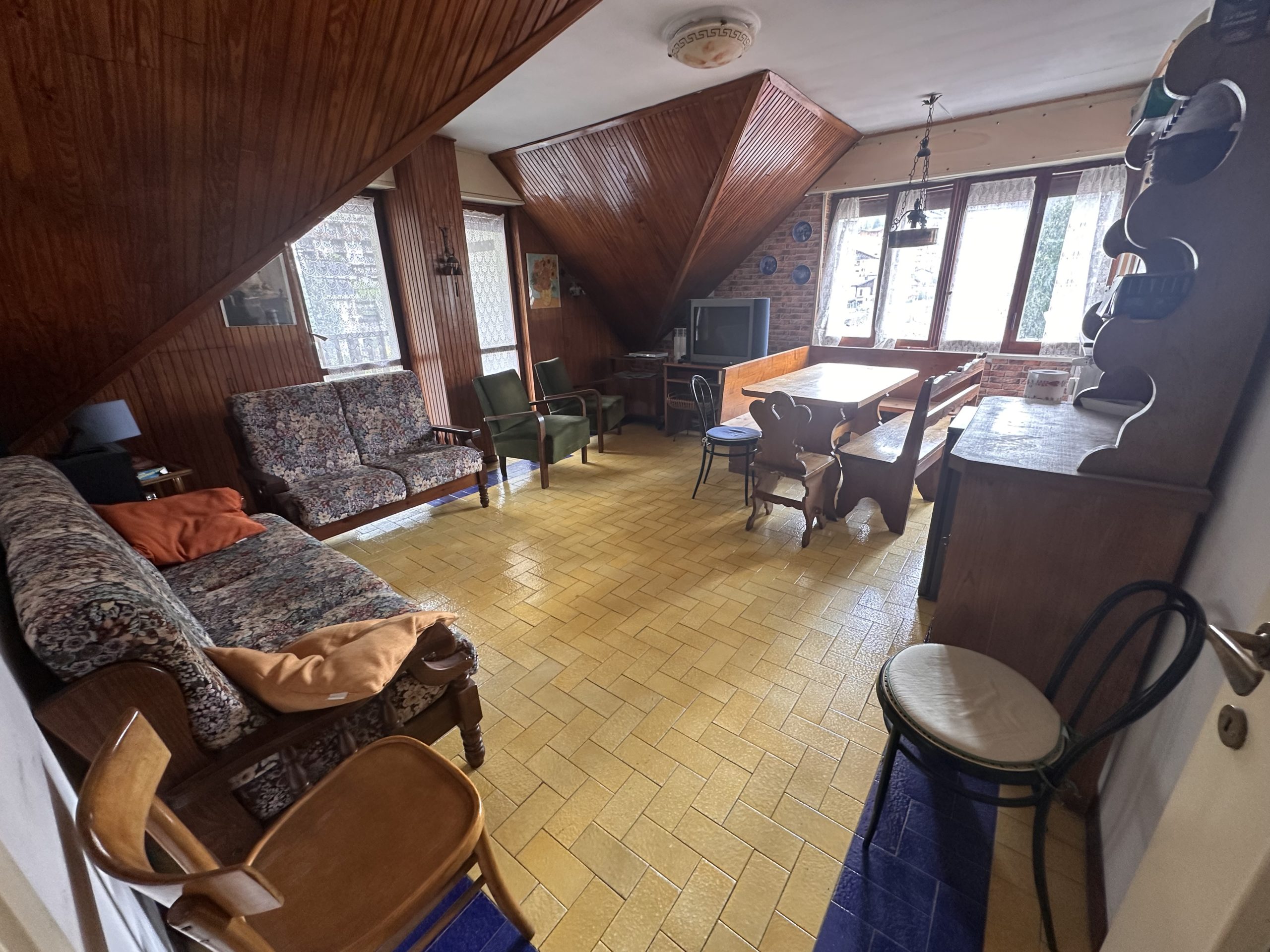 Il Rustico - Agenzia Immobiliare